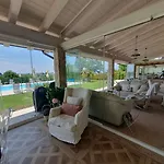Bardolino Golden Hill باردولينو