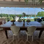Bardolino Golden Hill فيلة